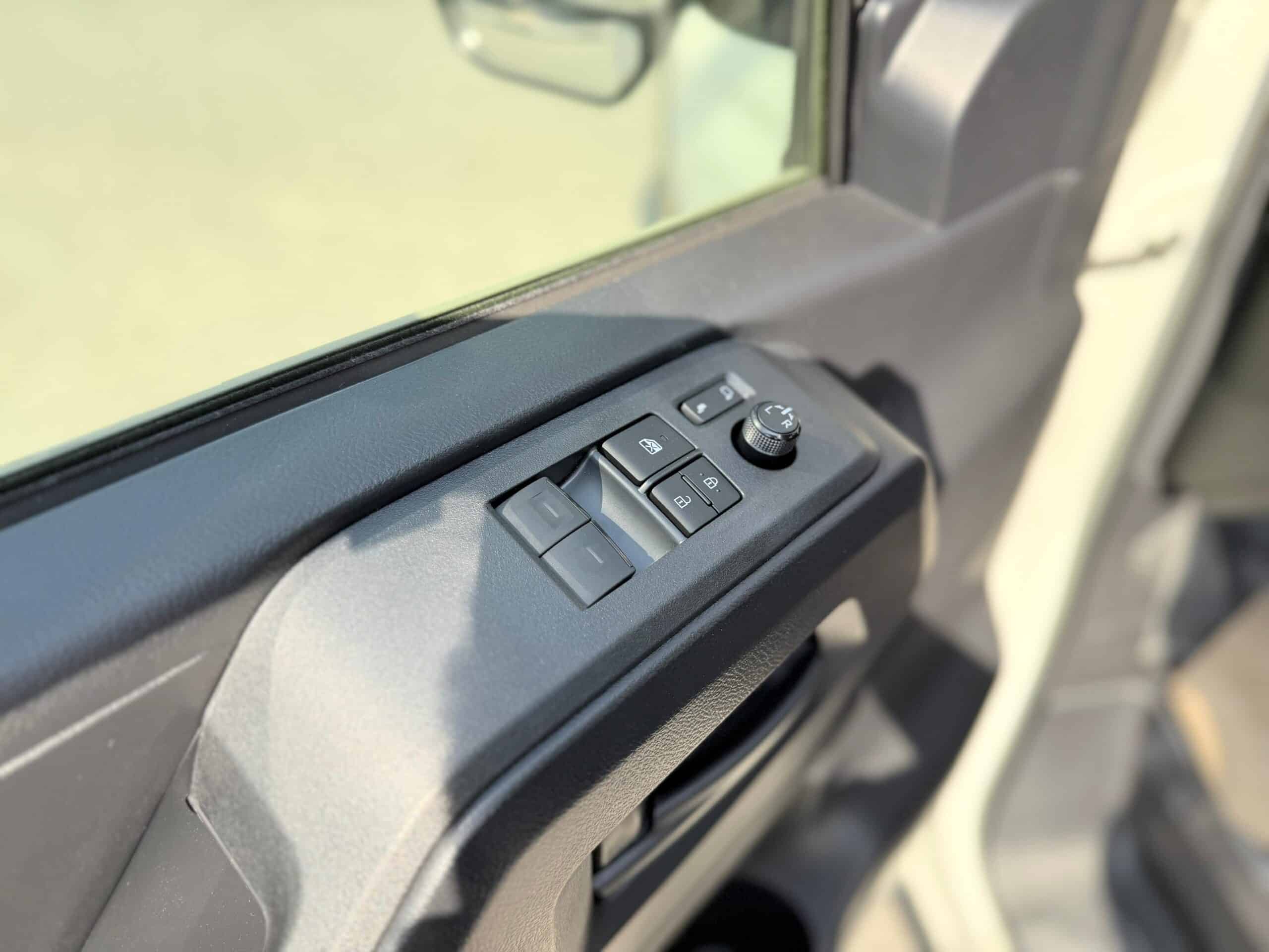 toyota hiace dx 4wd Interior