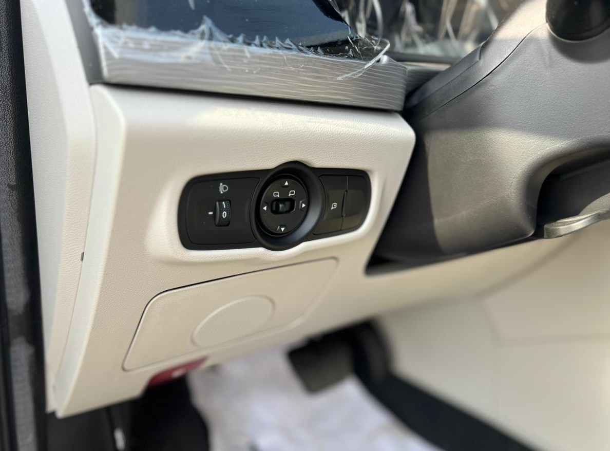 WhatsApp Image 2025-10-21 at 3.29.57 PM (4)