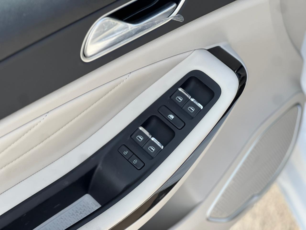 WhatsApp Image 2025-10-21 at 3.29.55 PM (1)