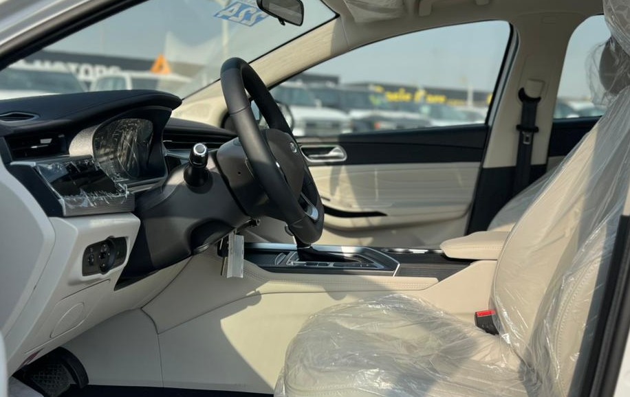 WhatsApp Image 2025-10-21 at 3.29.56 PM (3)